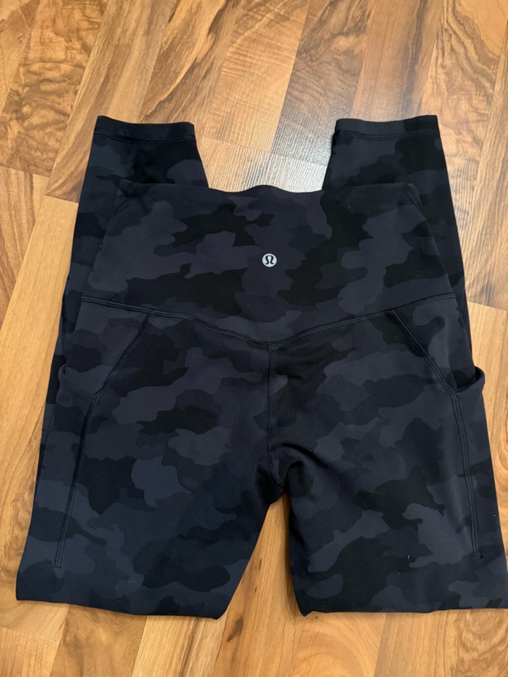 Lululemon Align High-Rise leggings pockets Heritage Camo Black Size 6 25”